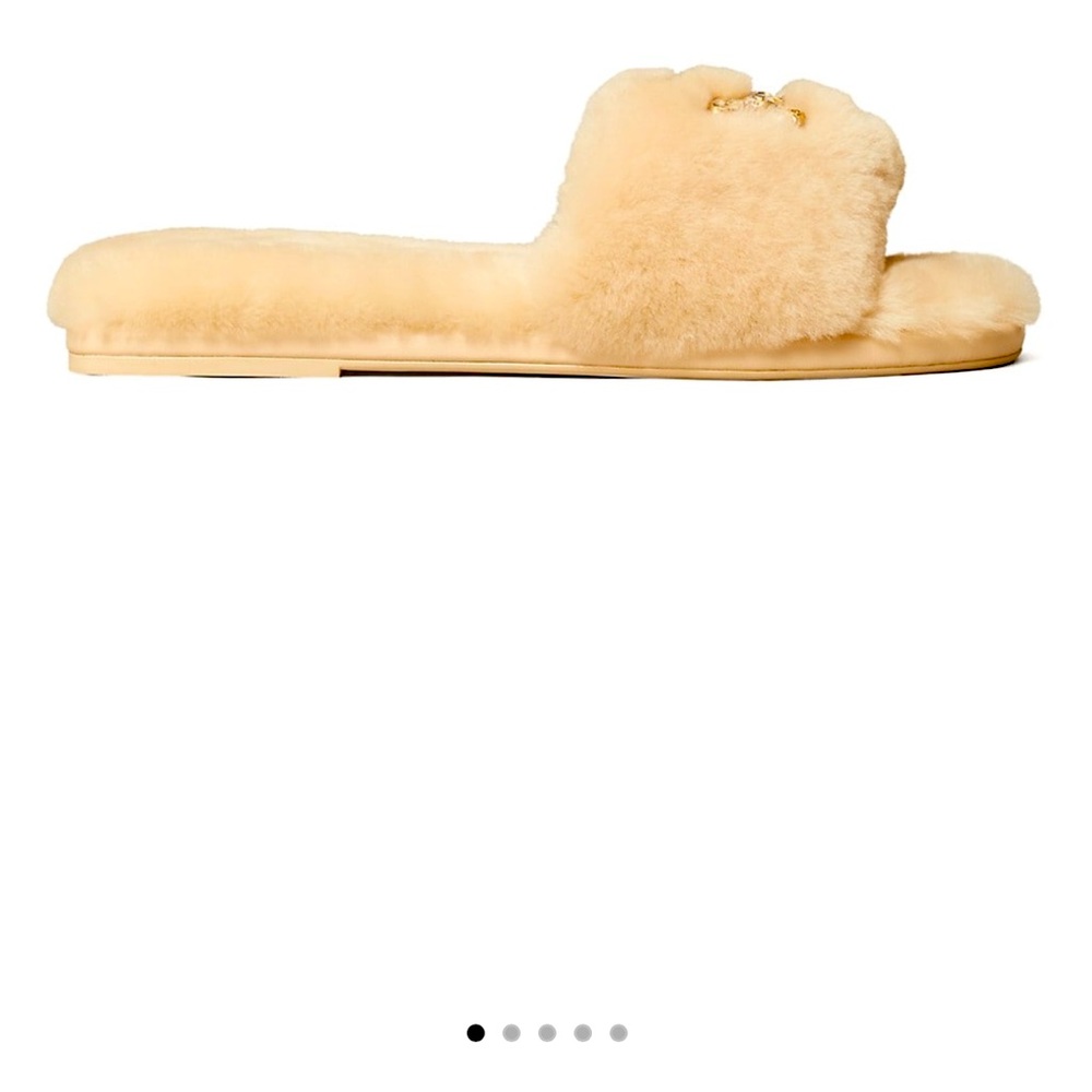 Tory Burch sandal slides. With the leather “T”.